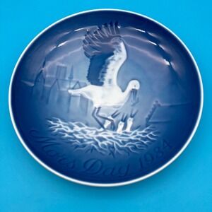 Vintage 1984 Bing & Grondahl Mother's Day Plate - Danish Porcelain Stork Motif